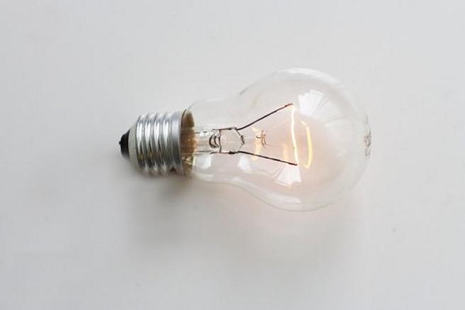 light bulb depicts discovery of needs and processes